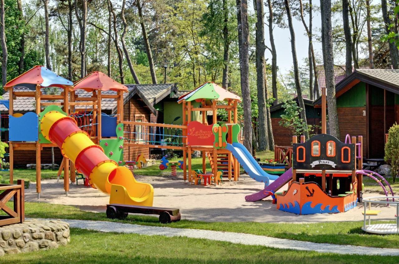 Osrodek Wczasowy Lesny Resort Mielno Großmöllen Exterior foto
